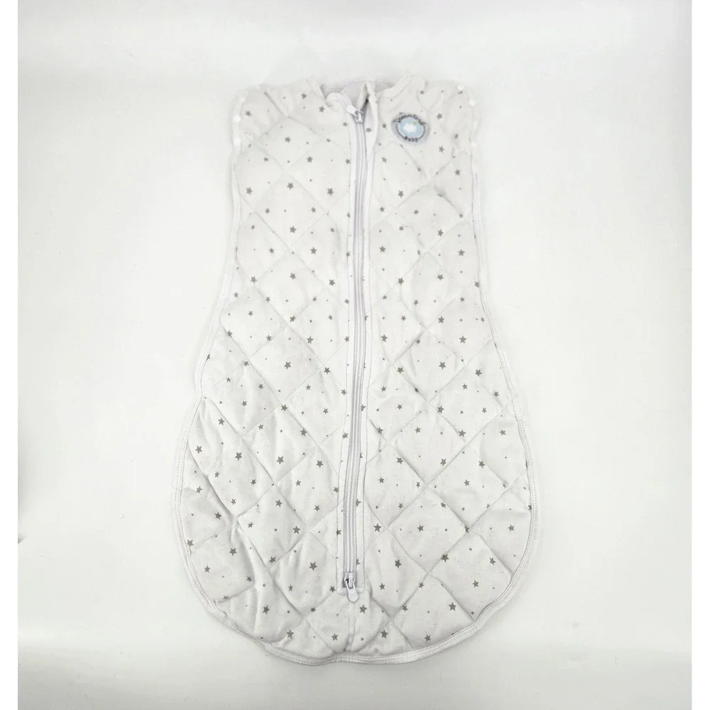 Dreamland Baby Grey Star Quilted Sleep Sack Swaddle 0-6 Months Infant Cozy GUC